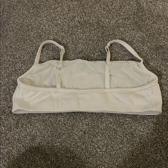 SKIMS White Pointelle scoop neck bralette - Picture 5 of 7